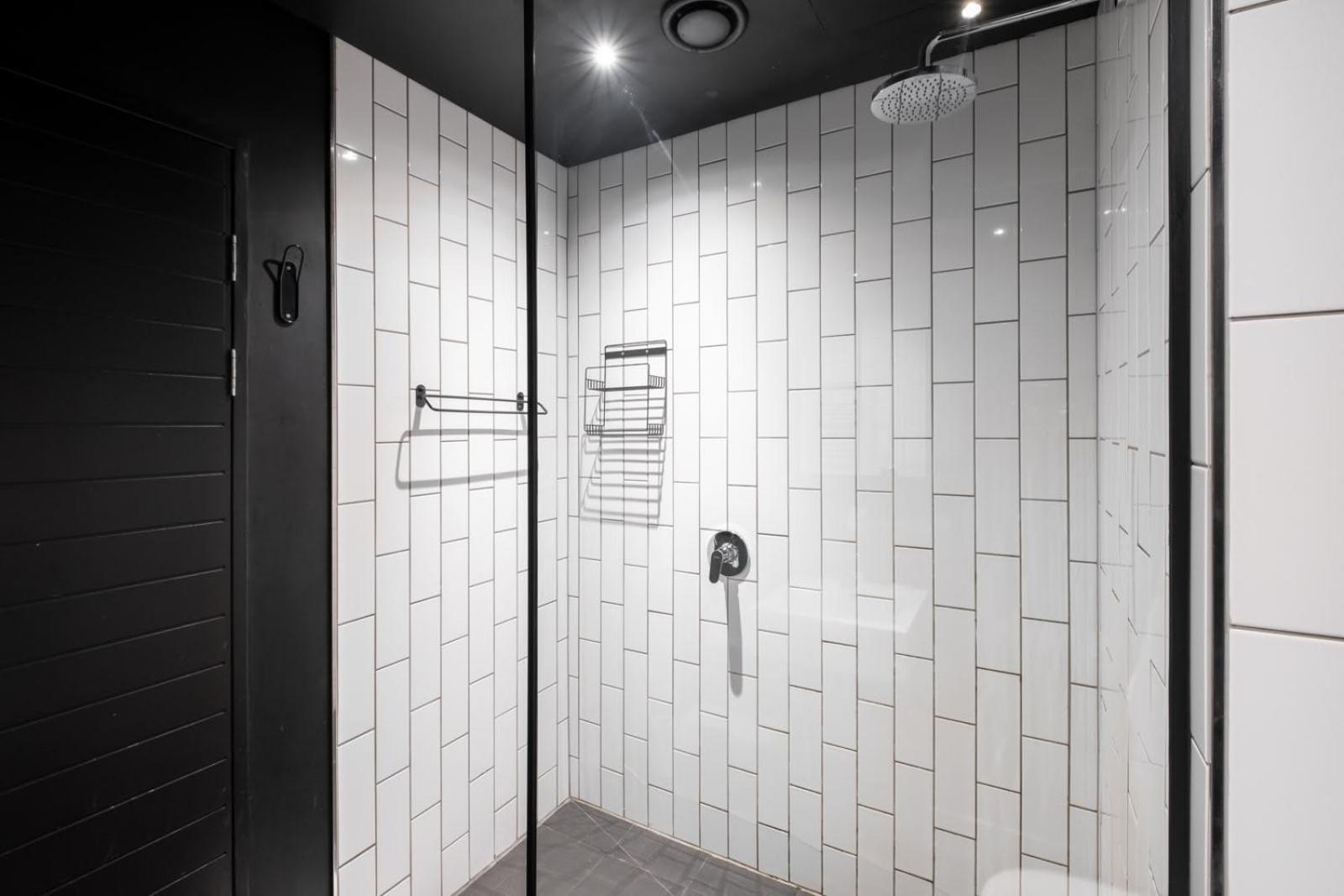 Apartment 402 Wex1 By Perch With Daily Housekeeping *